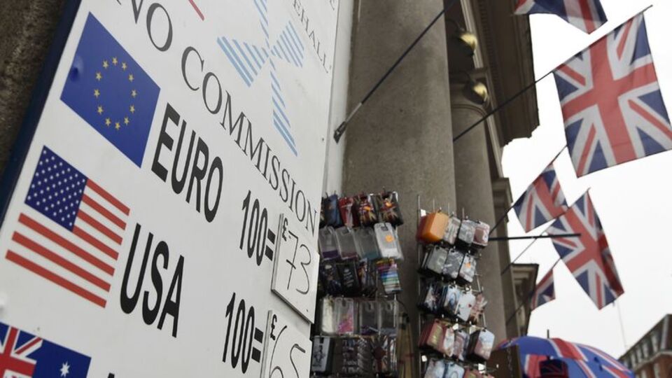 Dolardaki uçuşa 'yerli' freni