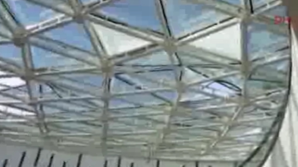 Ankara'da bir AVM'nin çatısı çöktü! Yaralılar var