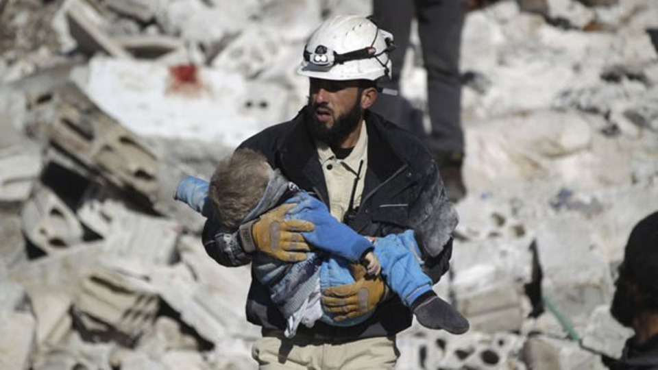 Rusya vakum bombasıyla vurdu: 64 ölü