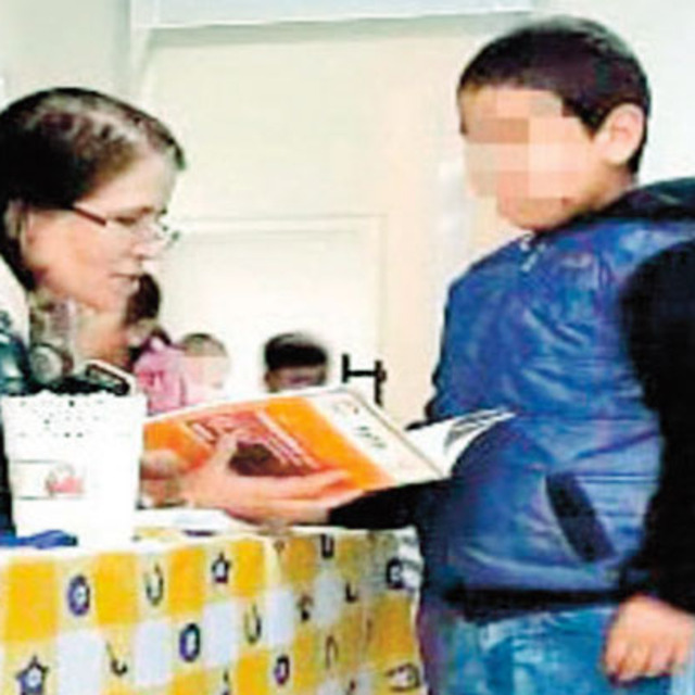 17 yıllık engelli öğretmeni görmediler