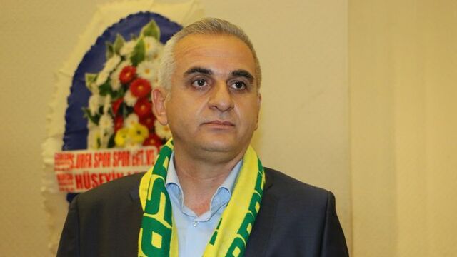 "Takımımızın şu anda acil 15 milyon lira ödemesi var"