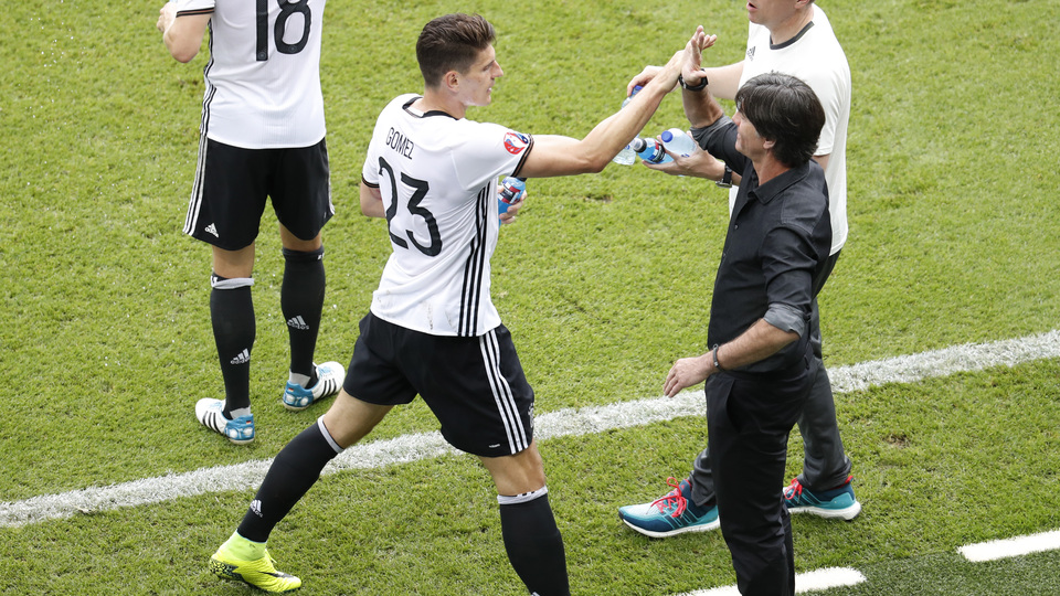 Löw'den Gomez'e övgü dolu sözler