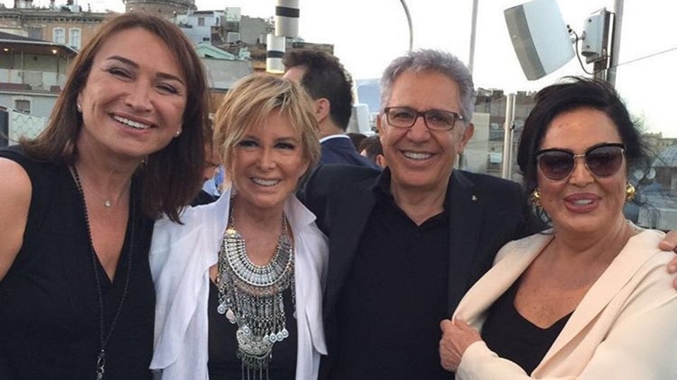 Doğum gününde bir araya geldiler