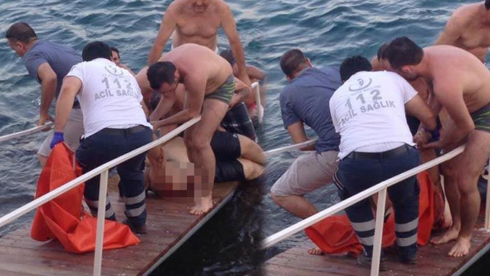 Denizde facia! Yat üzerinden geçti