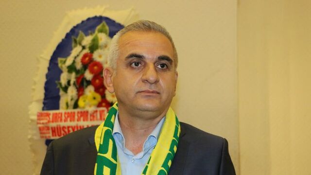 18 futbolcuyla görüşmüş!