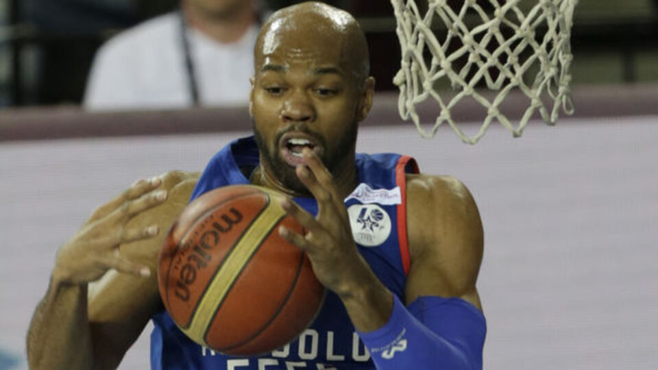 Efes, Tyus ile yollarını ayırdı