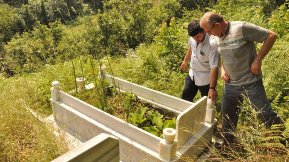 Altın diş söylentisi mezar açtırdı