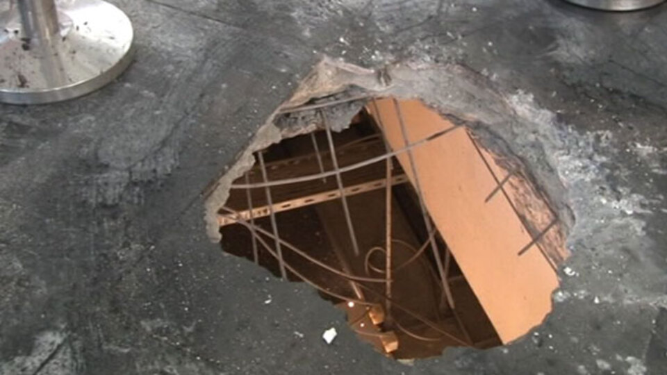 Patlamanın şiddetiyle beton delindi!