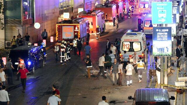 Dünya saldırıya böyle tepki gösterdi