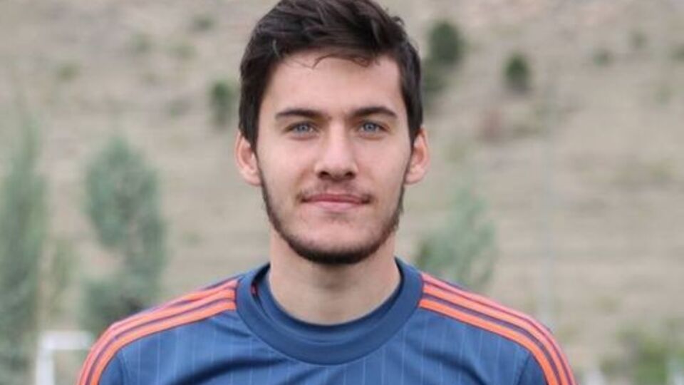 Umut Nayir seçimini yaptı!