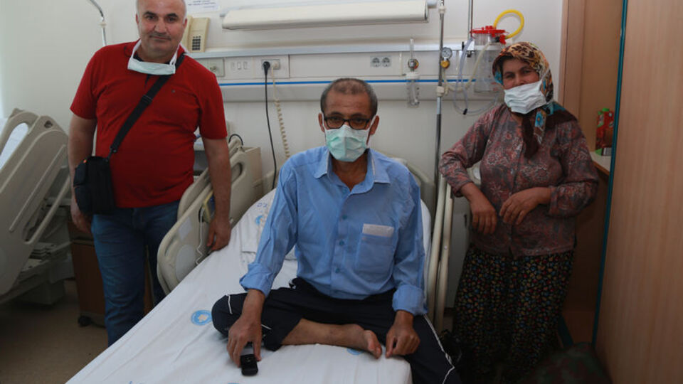 Hayatını kurtaran fırsatı tepiyordu!