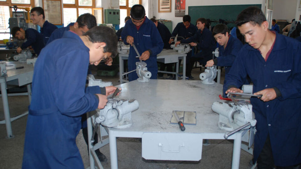 Meslek lisesi öğrencisine burs müjdesi