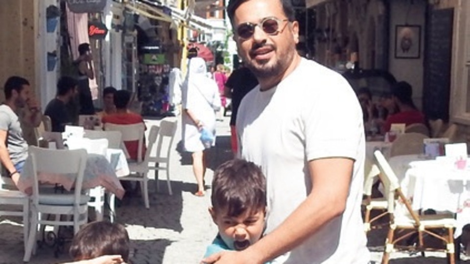 Çocuklarıyla tatilde