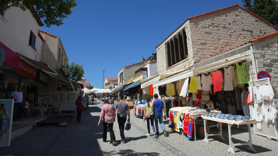 Alaçatı yenileri ve eskileri...