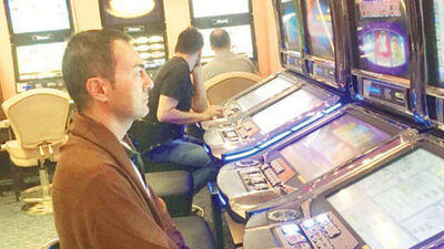 "Serdar Ortaç reklam yapıyor"