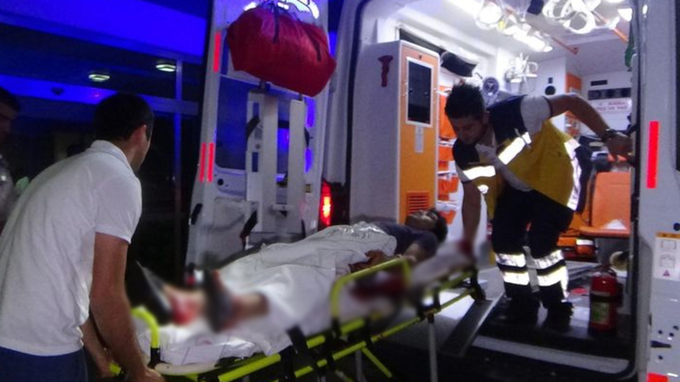 "Niye PKK bayrağı taşıyorsunuz" deyip...