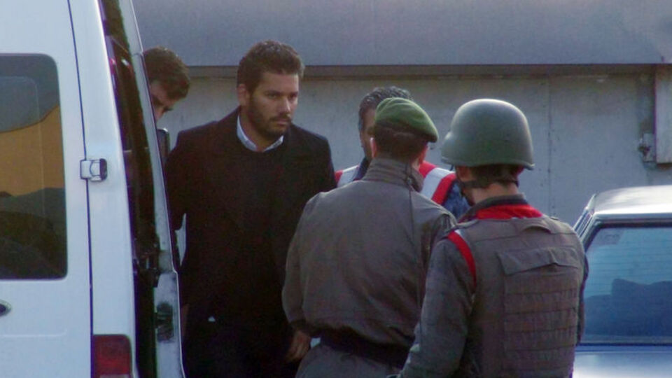 Rüzgar Çetin: Eğitimli ve naifim...