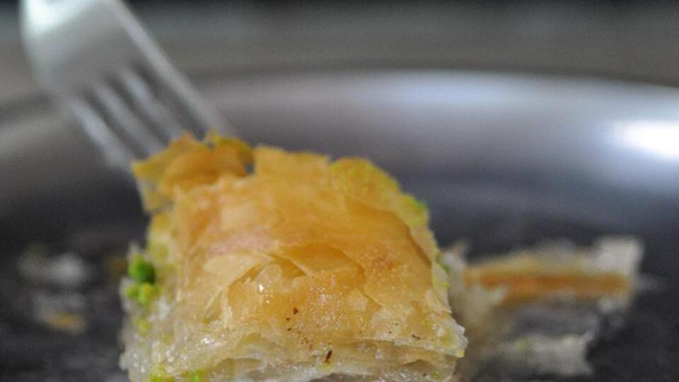 İkramları geri çeviremiyorsak, kıramıyorsak, mutlaka alacaksak...