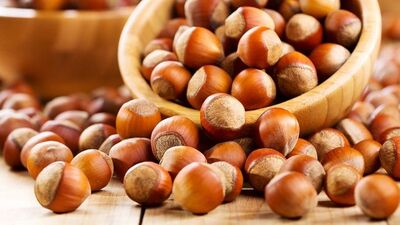 Haftada bir avuç yiyen erkekler...