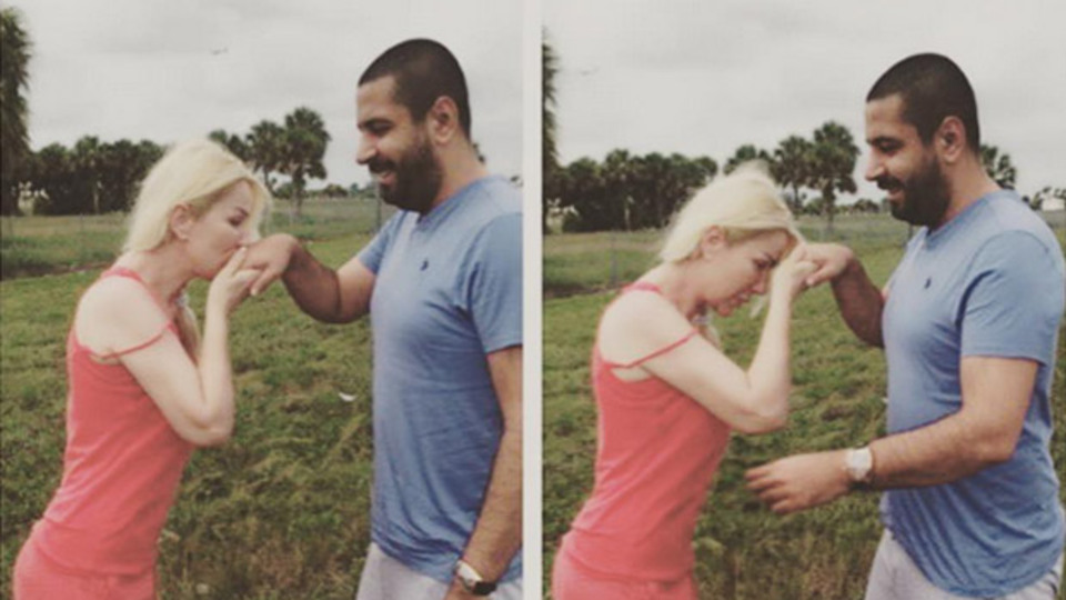 Sevgilisinin elini öptü ortalık karıştı!