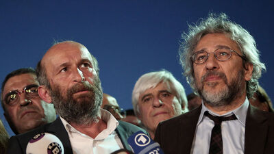 Can Dündar görevine ara verdi