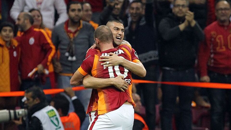 Burak'tan Sneijder'a destek