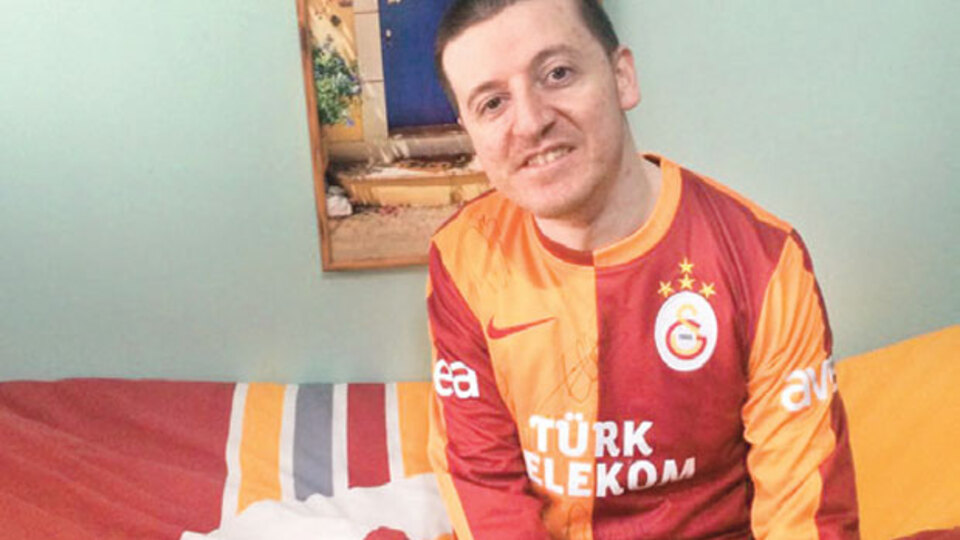 Saffet Akyüz'den örnek davranış!