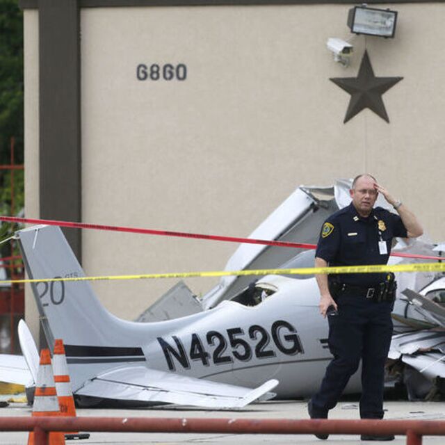 Texas'ta küçük uçak düştü: 4 ölü