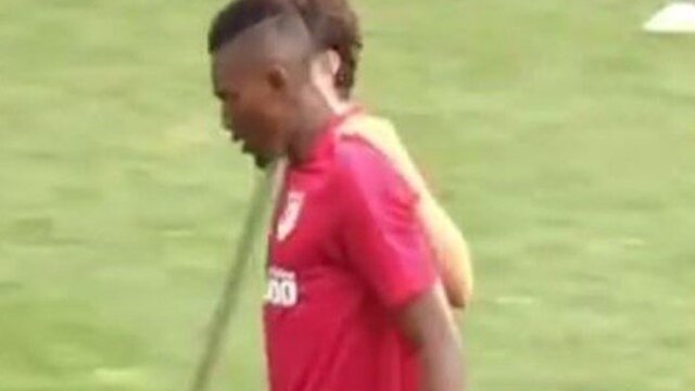 Diego Simeone, Mensah'ı bayılttı!