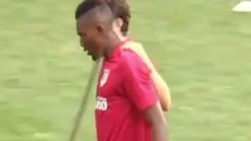 Diego Simeone, Mensah'ı bayılttı!