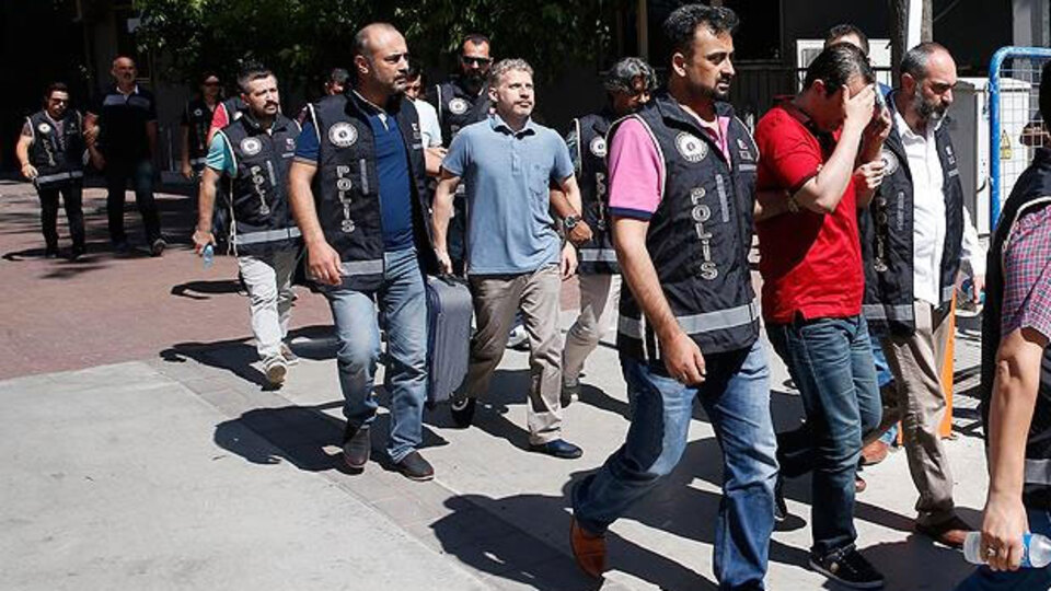 Binbaşı dahil 7 kişiye tutuklama!