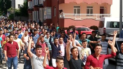 500 kişi toplandı!