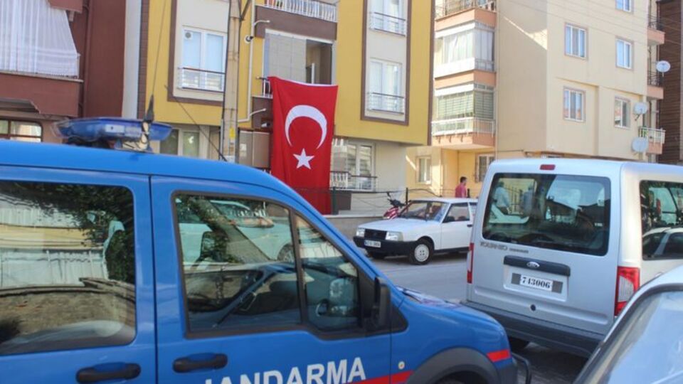 Şehidin evine ateş düştü! Bir hafta sonra izne çıkacaktı