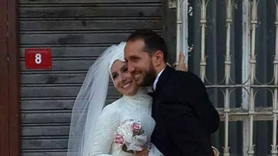 Kahraman polis 12 gün sonra uyandı