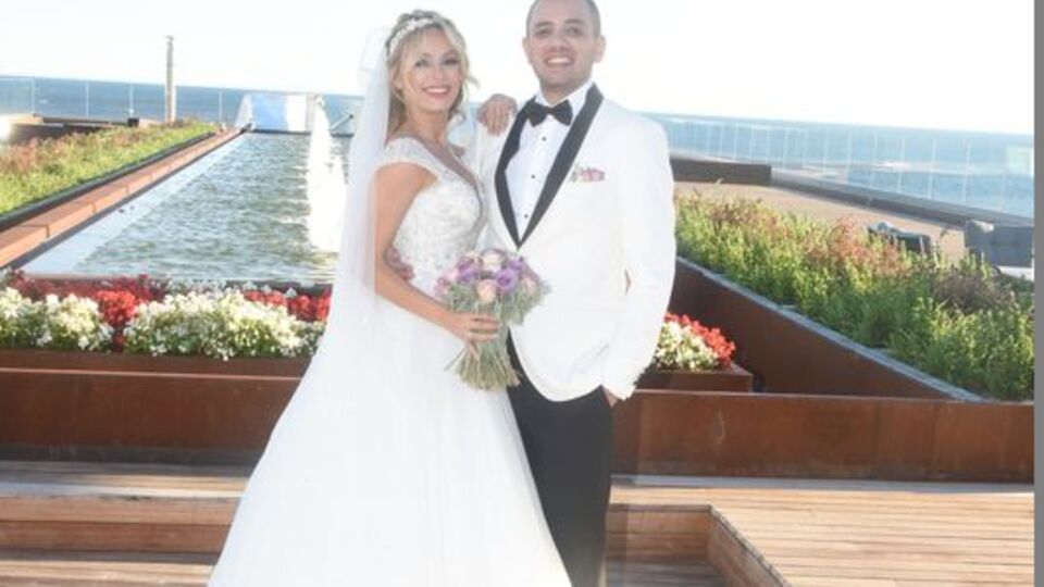 Ünlü oyuncu evlendi