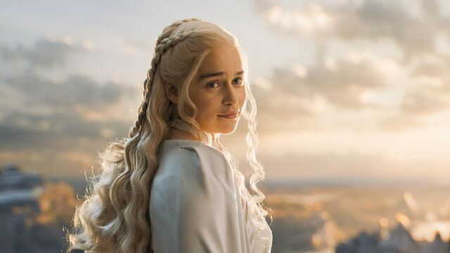 Khaleesi'nin kolyesi satışa çıktı