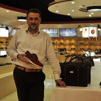 Kendi kendini 'zehirledi'