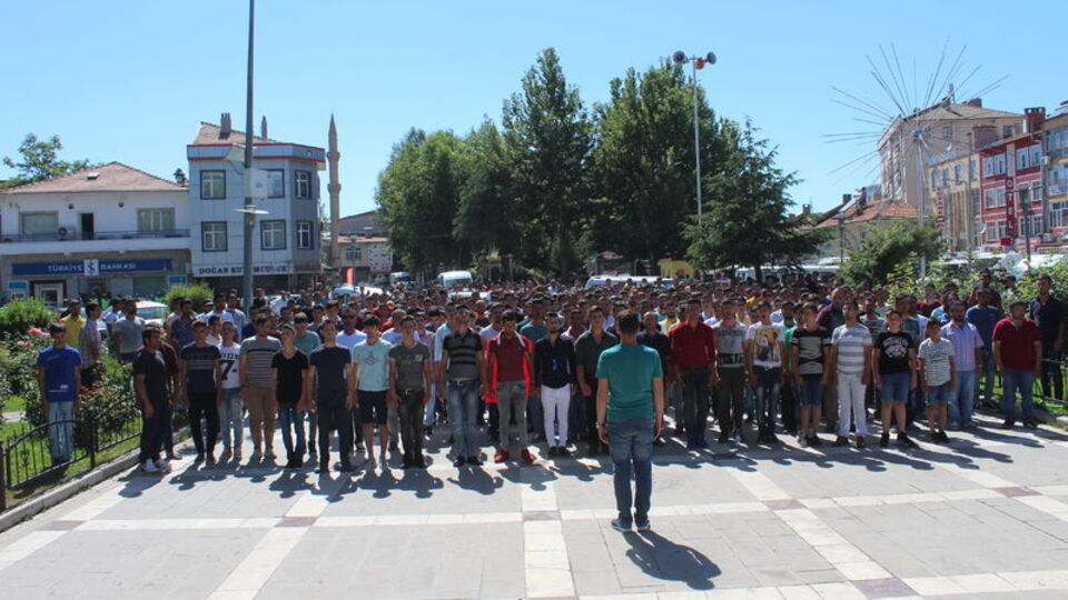 Konya'da Suriyelilerle kavgada ölen gencin ailesi konuştu