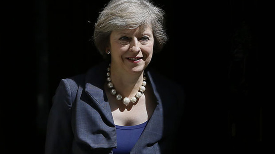 Theresa May başbakanlığı bugün devralıyor