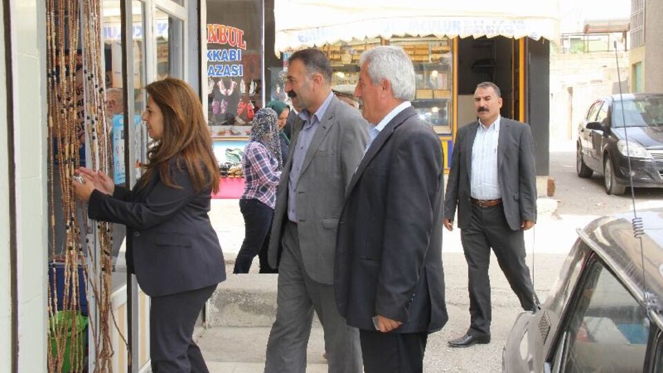 Mardin'de o belediyenin eş başkanları açığa alındı