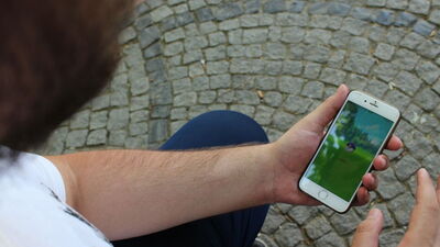 "Camiye girdi yasaklansın"