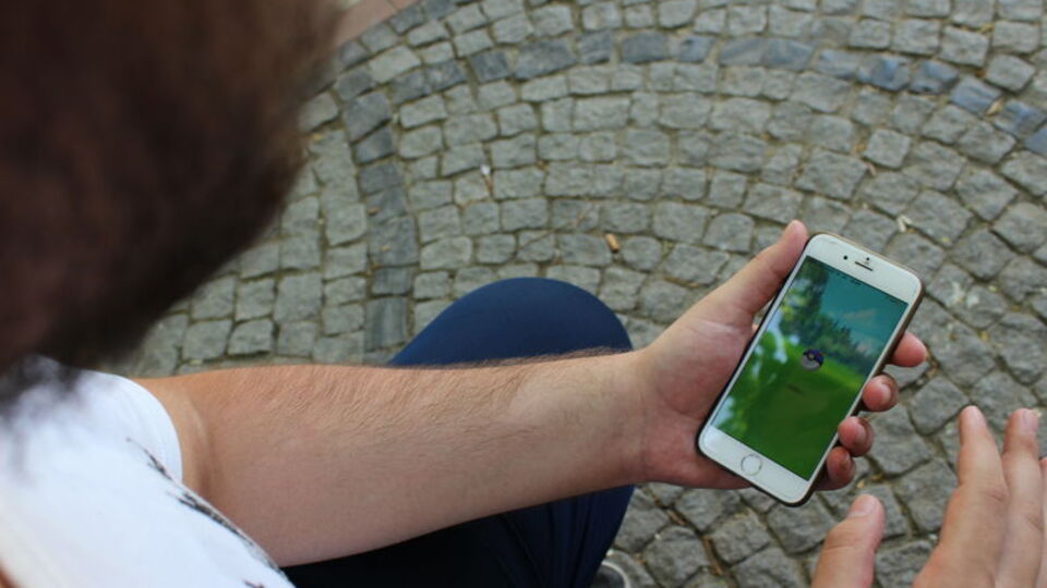 "Camiye girdi yasaklansın"