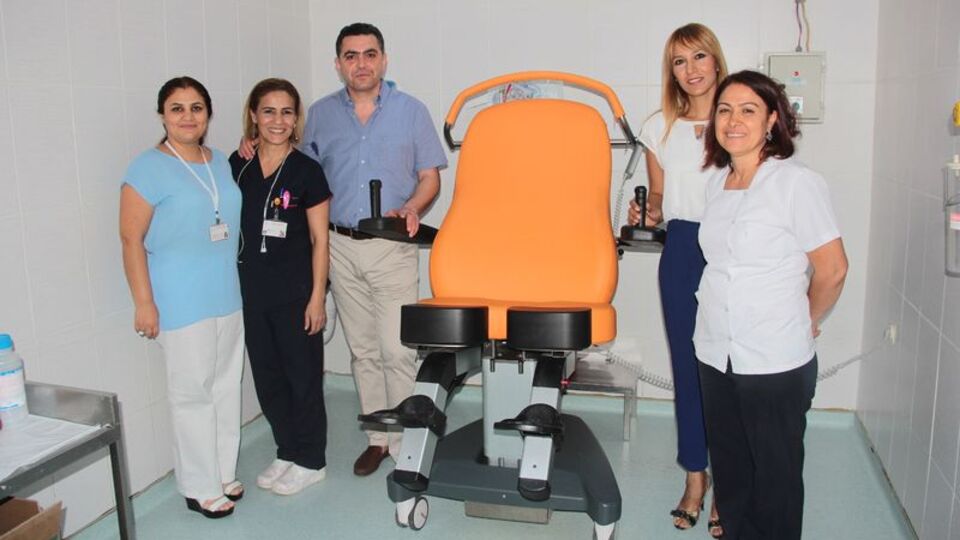 Dikey doğum koltuğu sezaryeni düşürdü!