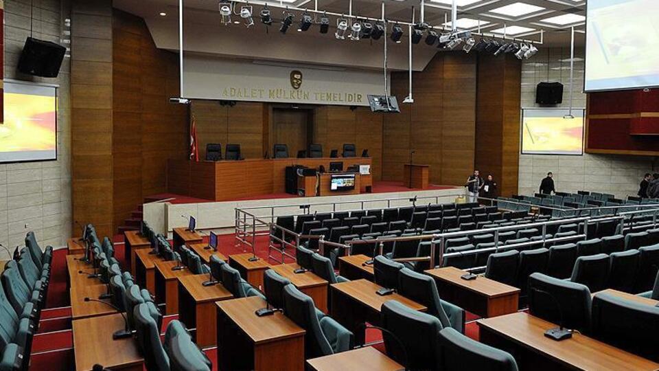 28 öğrenciyi istismardan 486 yıl hapsi istendi