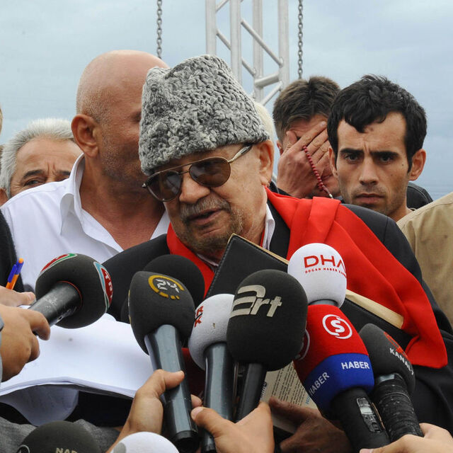 AYM'den Yalçın Küçük kararı!