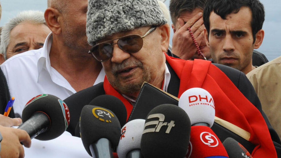 AYM'den Yalçın Küçük kararı!