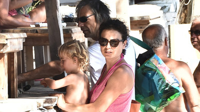 Gümüşlük'e demir attı