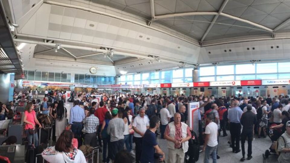 THY'nin 925 seferi durdu!