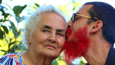 Alzheimer'la konforlu yaşamanın yolları