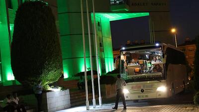 Tuğgeneral Özbakır ile 51 rütbeli askeri personel tutuklandı